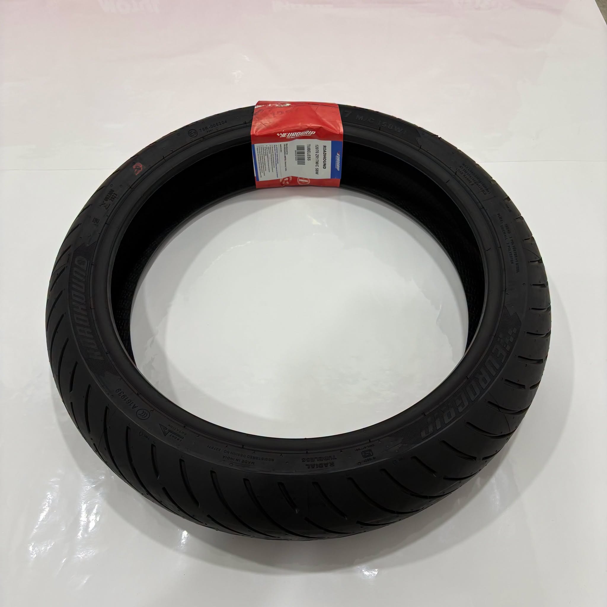 Pneu Eurogrip 120/70 ZR17 58W TL ROADHOUND